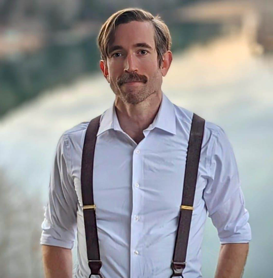 Will Fischer headshot